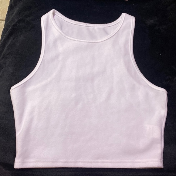 Woman’s white tank top - Picture 1 of 5